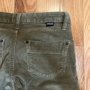 PATAGONIA CORDUROY PANTS NWOT